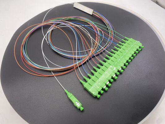 1x16 SC/APC Оптический разветвитель PLC для одномодового волокна для сетей FTTH и PON